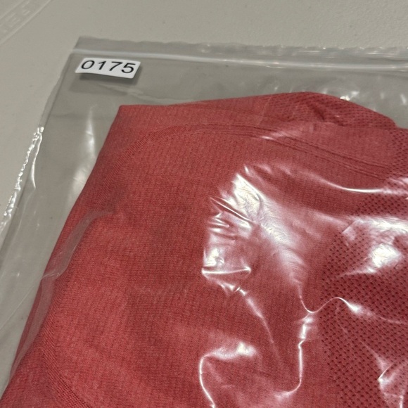 Lululemon Women’s 6 Coral Swiftly Tech Long Sleeve Crew Athletic Performance - Picture 8 of 8
